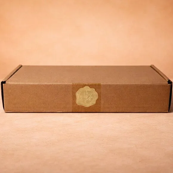 Red Handbag Keychain & Decorative Pen Gift Set – Elegant, Ready to Gift - Picture 5 of 5